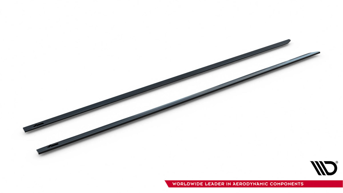 Par med sideskjørt-diffusorer V.2 for VW Golf R MK7 Facelift i skrå vinkel