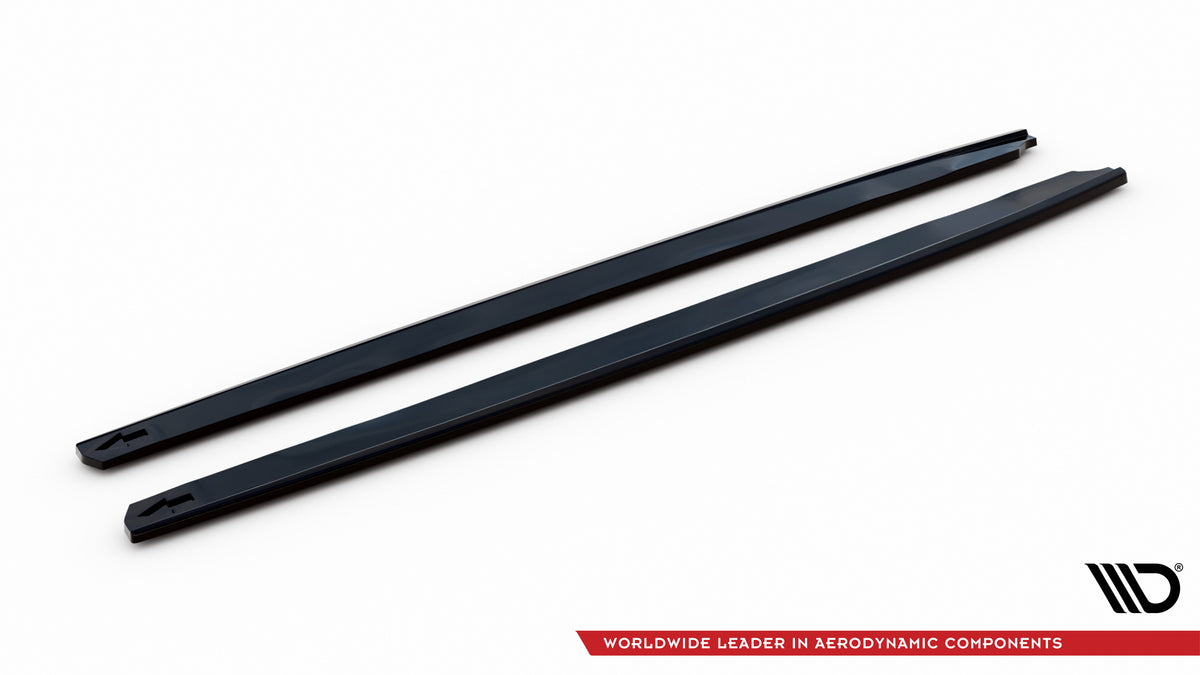 Komplett sett sideskjørt diffusorer for Seat Leon Mk3, begge sider lagt ved siden av hverandre