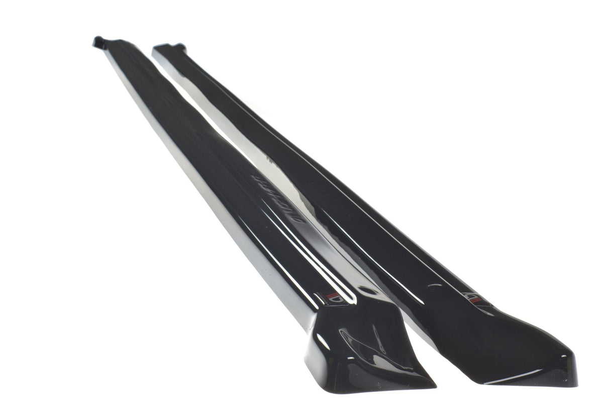 Maxton Design sideskjørt diffusor for Fiat Freemont i sort finish, sidevisning