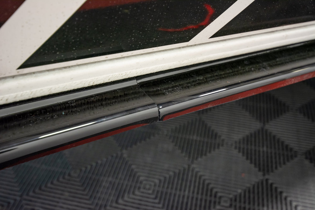 M-Maxton sideskjørt for VW T6 sett forfra venstre vinkel
