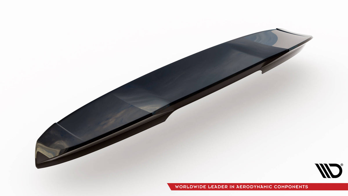 Spoiler BMW F20 M140i standard front montert på bil, viser aerodynamisk profil fra siden