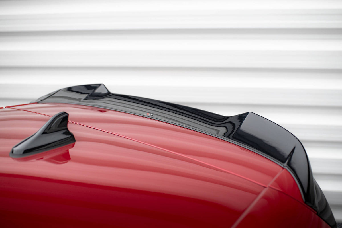 Hekkspoiler VW Golf 8 GTI / GTE – produktbilde mot hvit bakgrunn