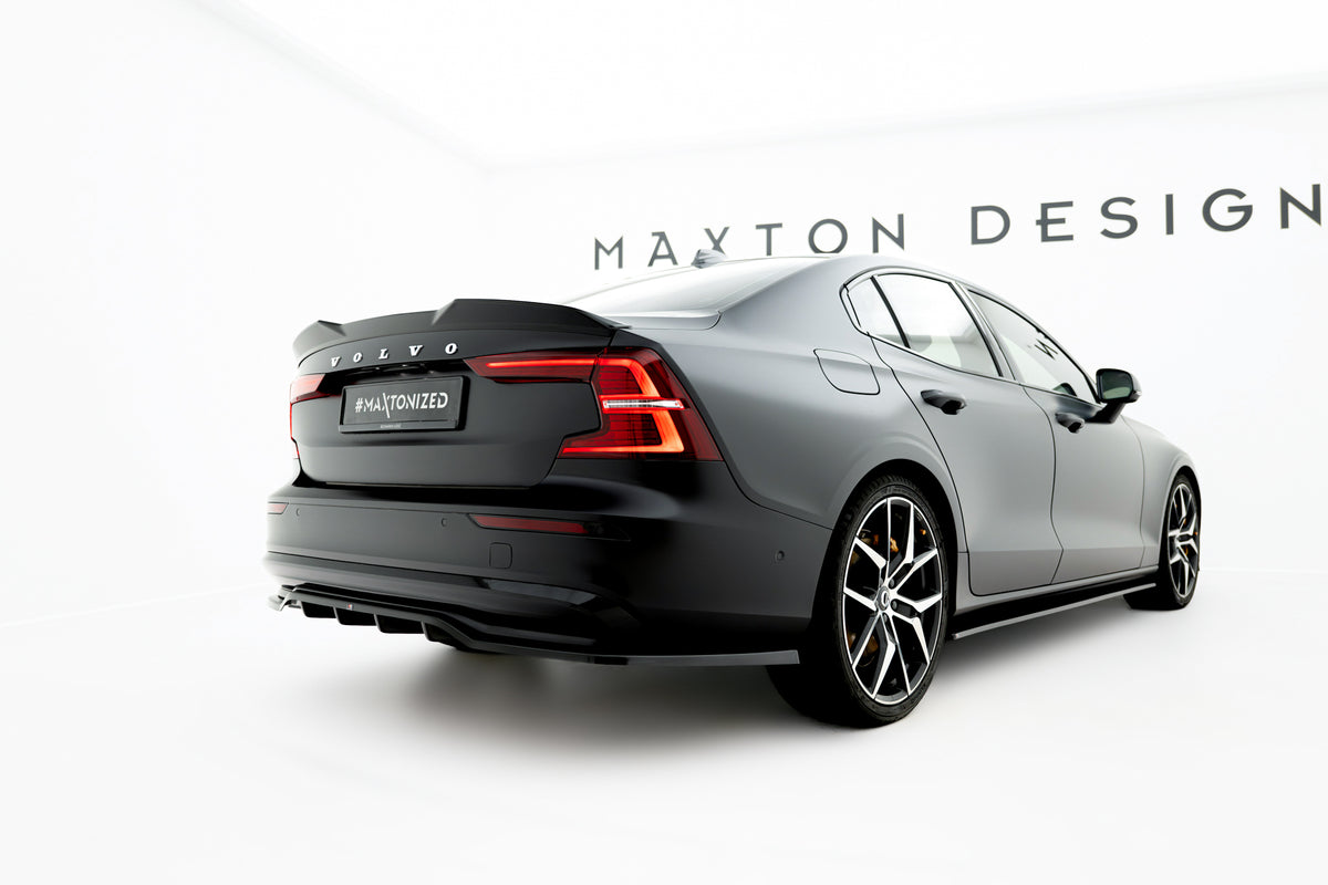 Maxton Design Spoiler Cap 3D for Volvo S60 R-Design i nærbilde
