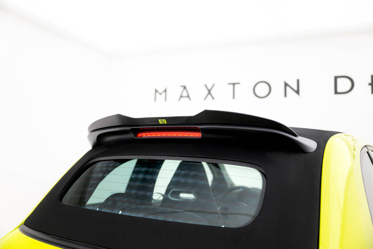 Spoiler cap til Abarth 500e fra Maxton Design sett bakfra
