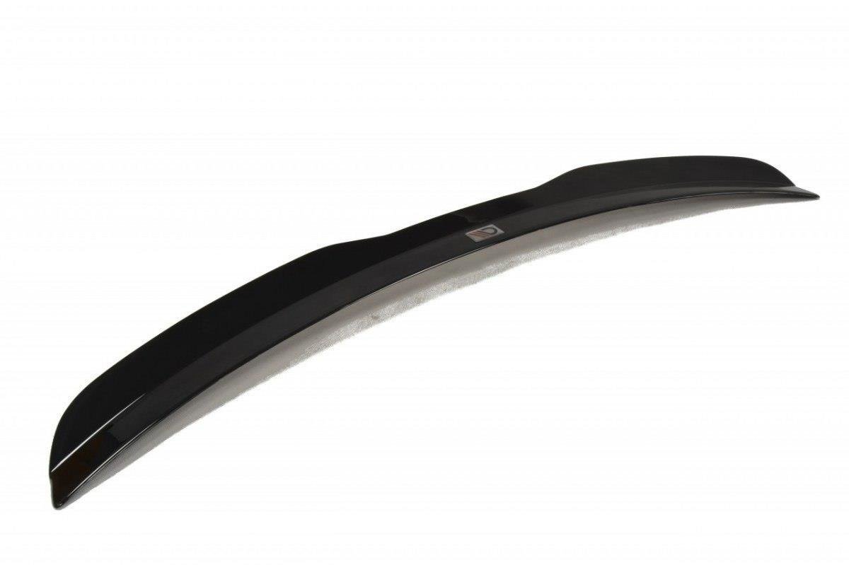 Maxton Design spoiler cap for Audi A3 8P i skrå vinkel bakfra