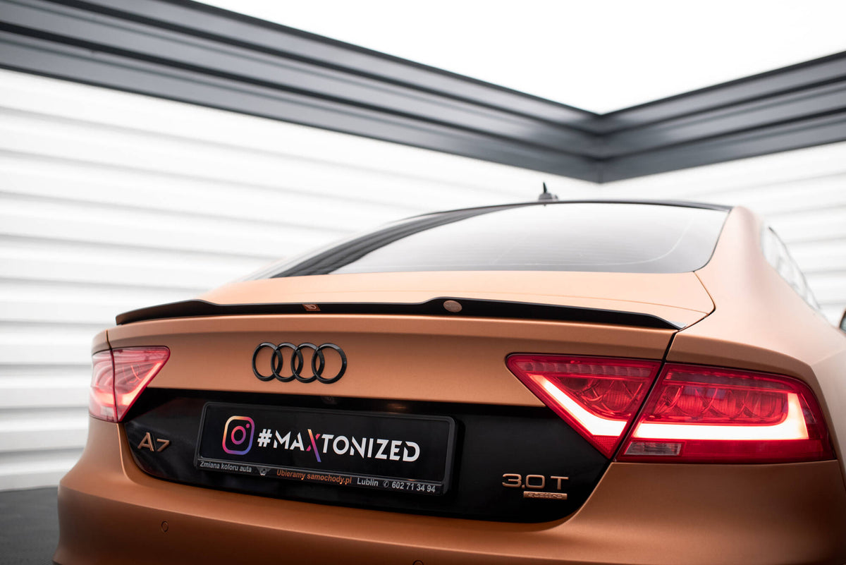 Spoiler cap til Audi A7 C7 i blank svart finish sett bakfra