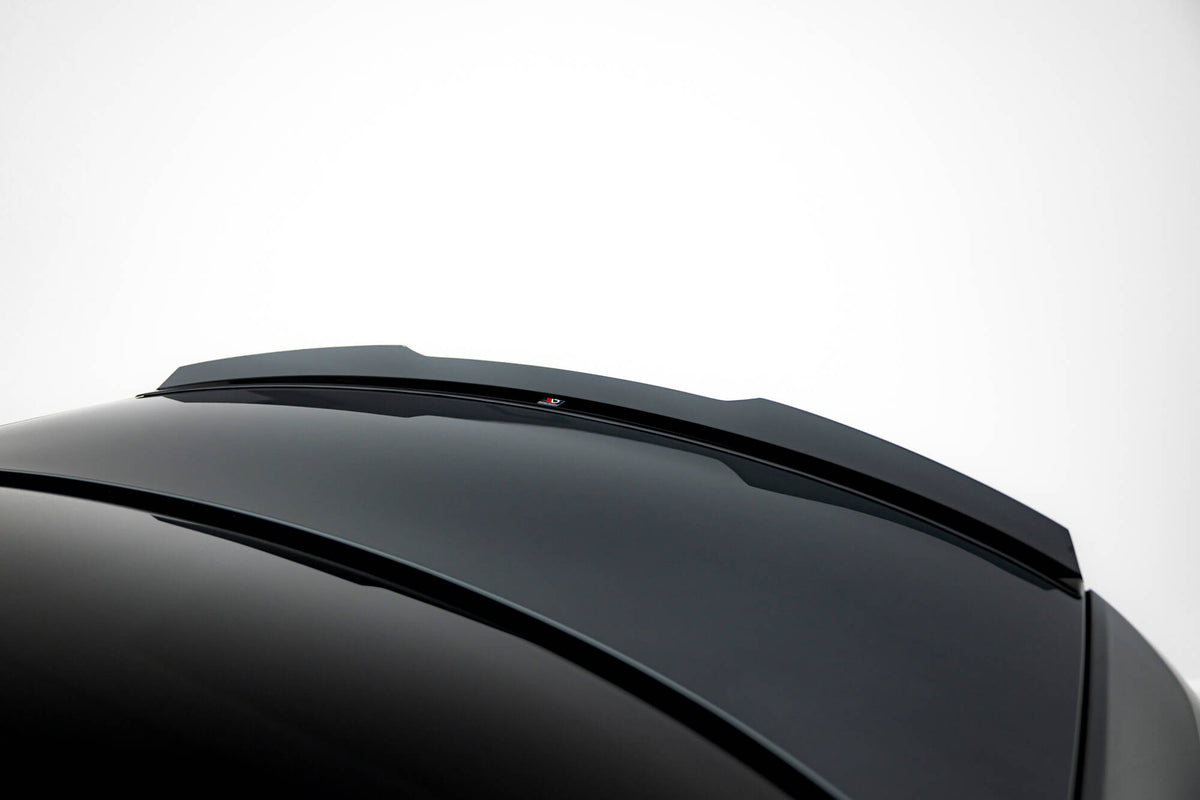 Nærbilde av Maxton Design spoiler cap for Audi A8 S-Line D5 Facelift