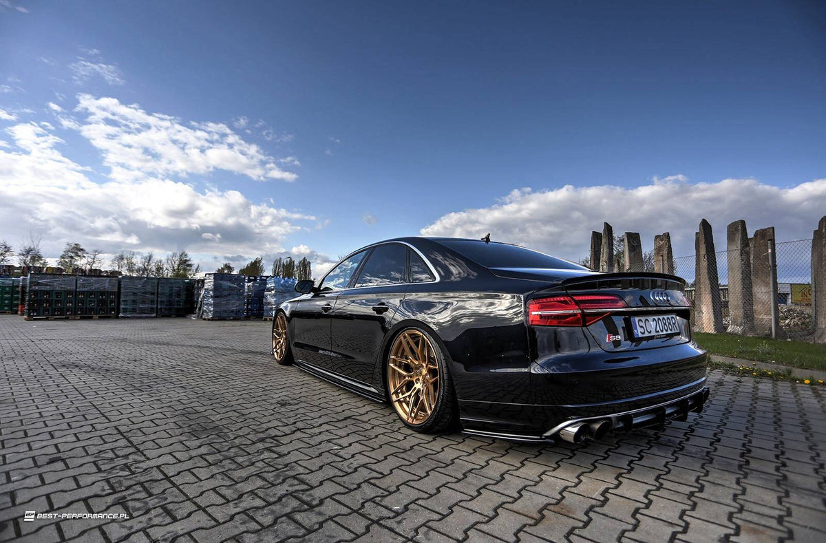 Nærbilde av Maxton Design spoilerkant til Audi S8 D4 Facelift