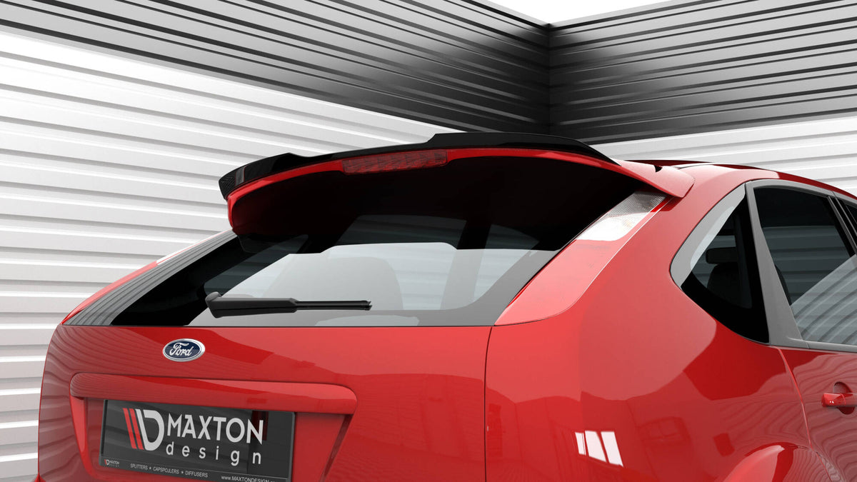 Spoiler cap til Ford Focus ST MK2 Facelift sett ovenfra mot sort bakgrunn