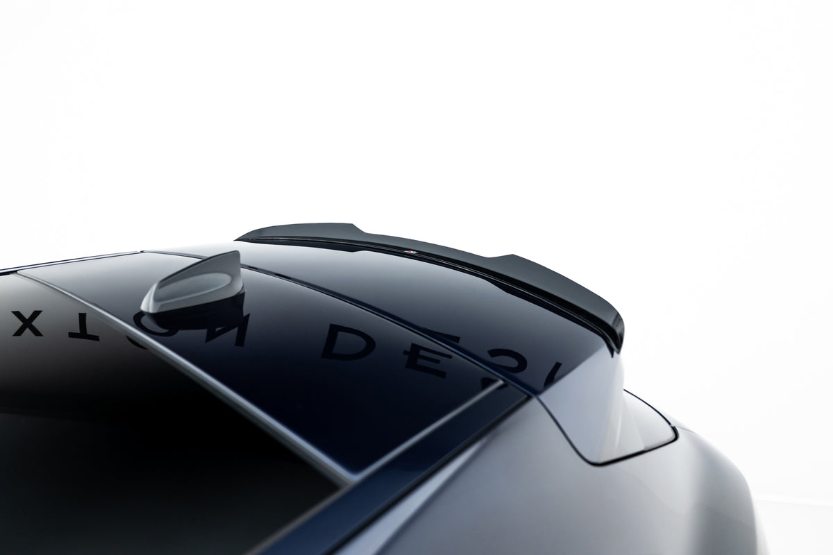 Spoiler cap montert på hekken til Jaguar F-Pace R-Sport X761 Facelift