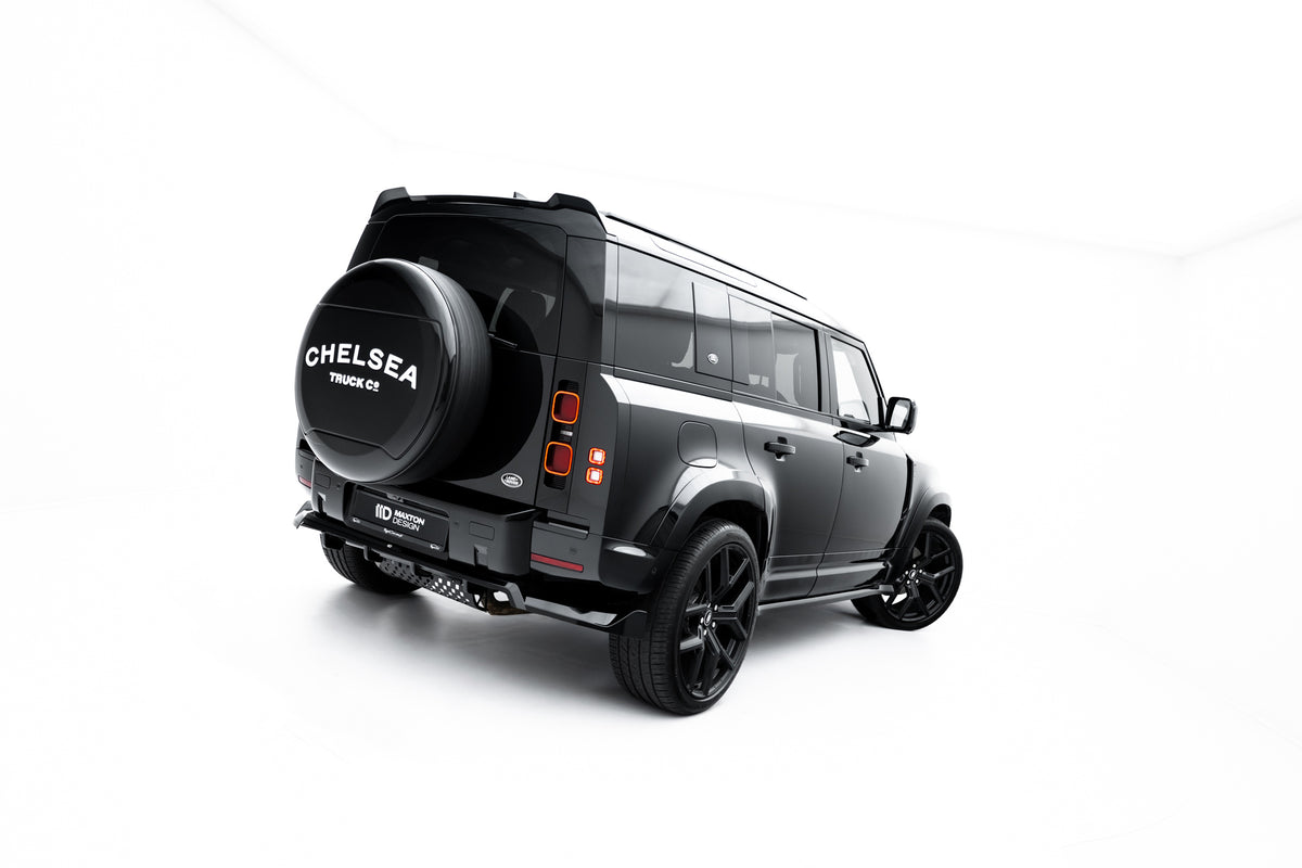Sort spoiler cap i ABS-plast for Defender MK4 i nærbilde