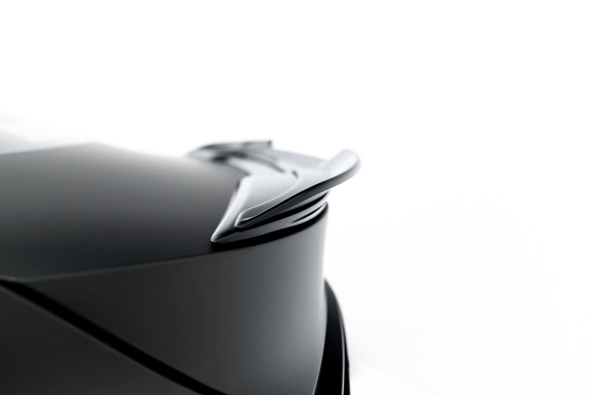 Detaljbilde av overflaten på Spoiler Cap til Lexus IS 500