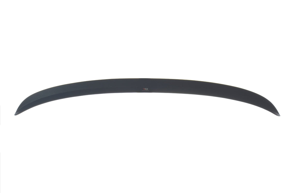 Spoiler Cap for Mazda CX-5 Facelift montert på bakluka i skrå vinkel