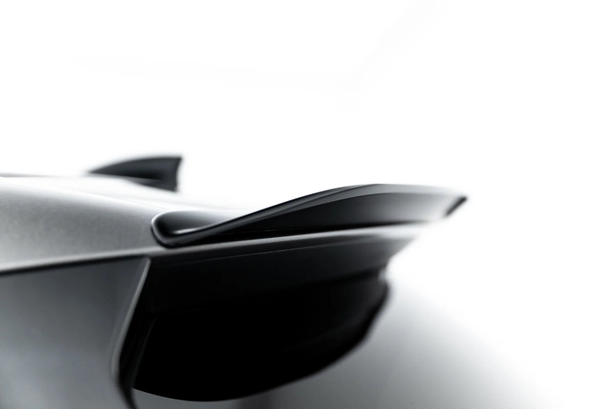 Detaljbilde av kanten på Spoiler Cap til Opel Grandland Mk1
