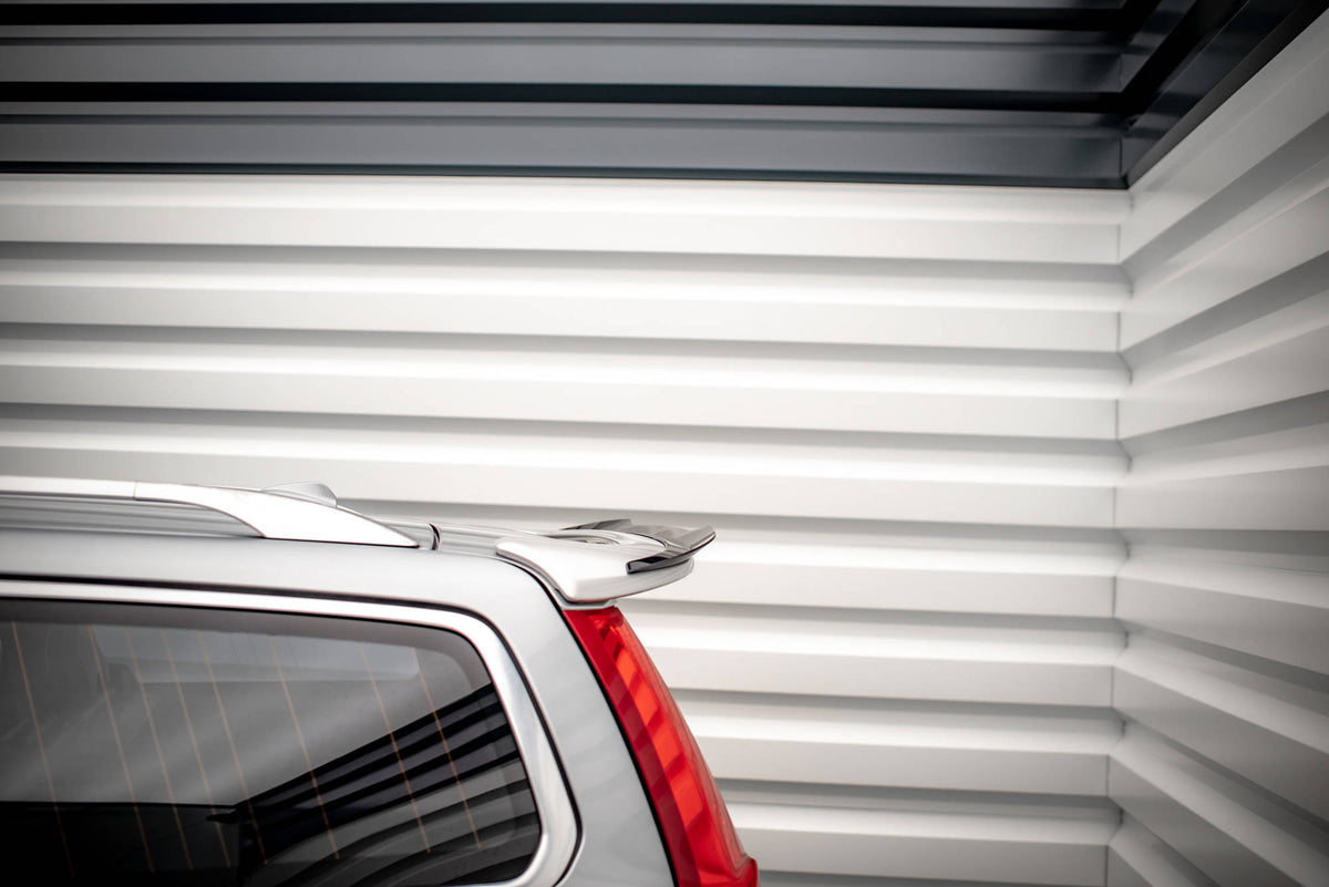 Maxton Design spoiler cap V.2 til Volvo V70 med medfølgende monteringsutstyr