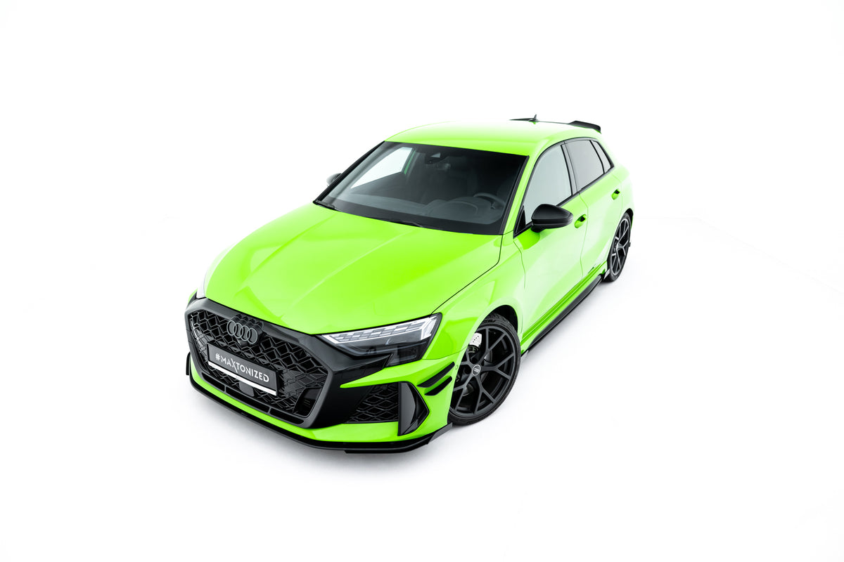 Street Pro frontsplitter montert på Audi RS3 Sportback 8Y Facelift