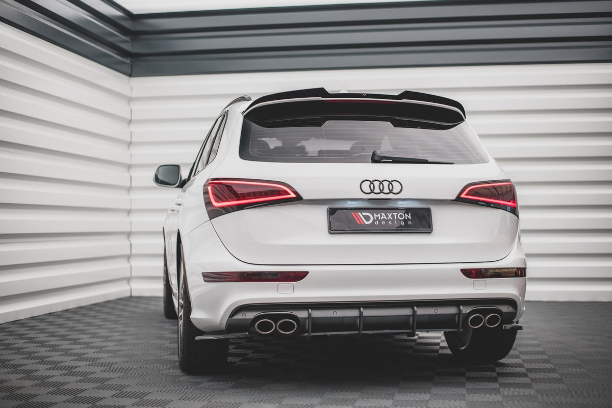 Sentral bakre diffuser til Audi SQ5 MK1 vist ovenfra med monteringssett