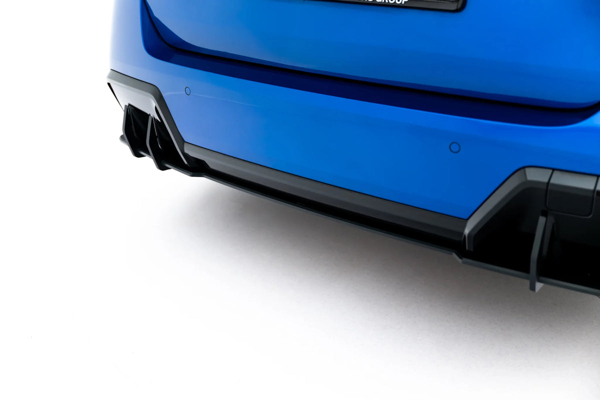 Nærbilde av diffuser BMW 2 Gran Coupe F74 med vertikale flaps