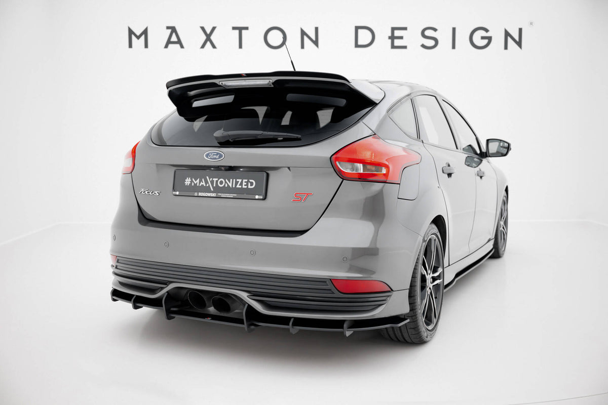 Bakre diffuser Street Pro til Ford Focus ST Mk3 Facelift sett bakfra