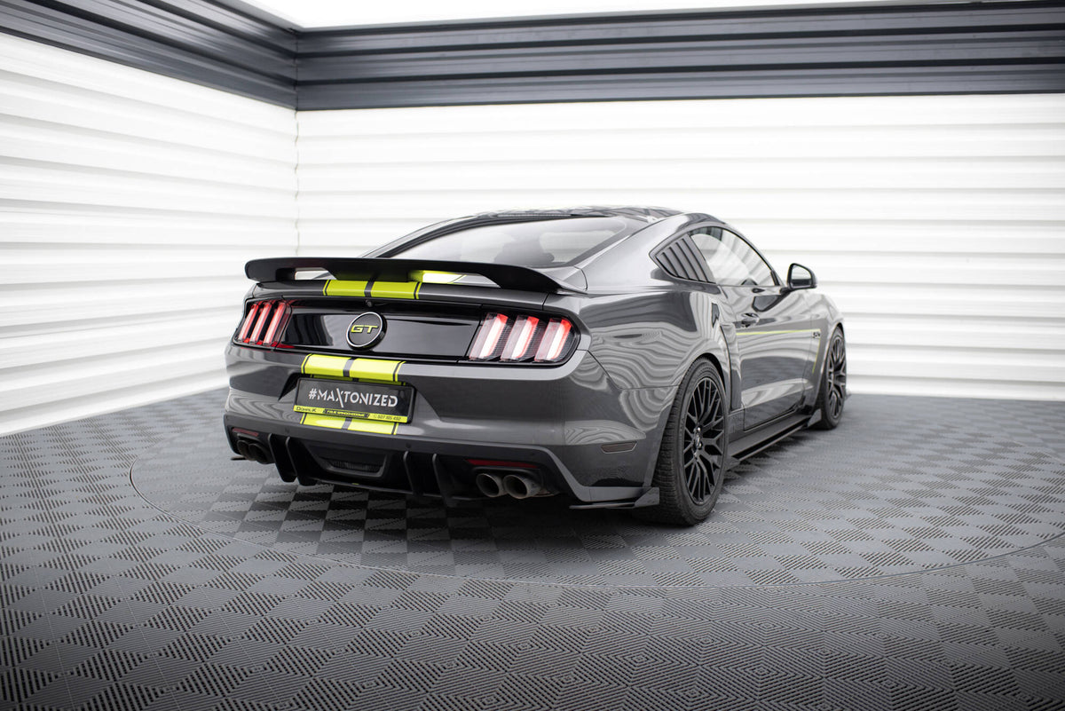 Street Pro bakdiffuser til Ford Mustang GT MK6 Roush Performance sett ovenfra