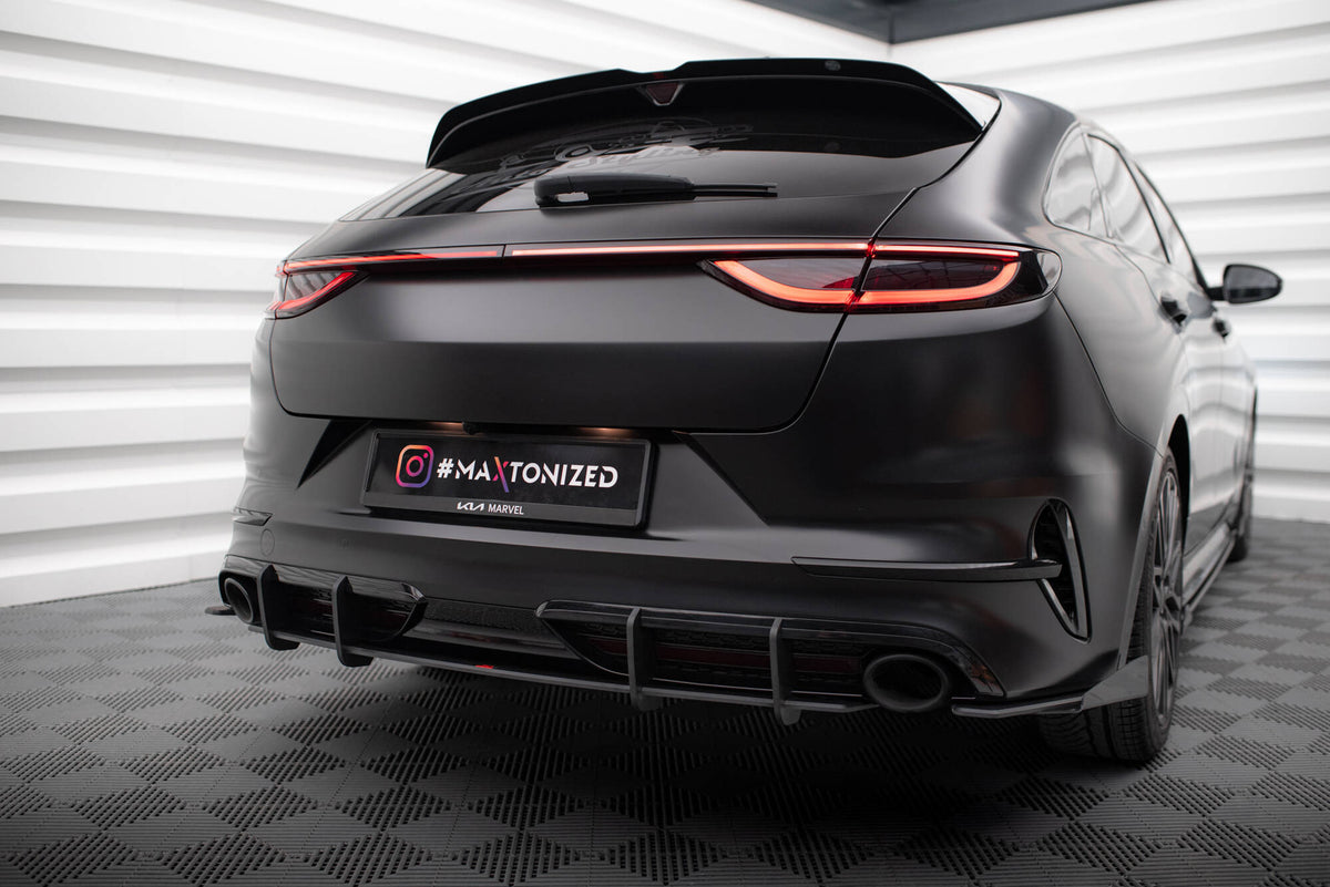 Diffuser Street Pro for Kia Proceed GT Facelift sett bakfra i sort finish