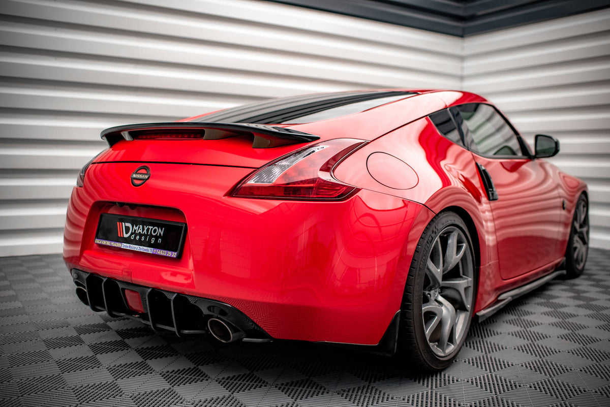 Bakdiffusor til Nissan 370Z fra Maxton Design, skrå vinkel