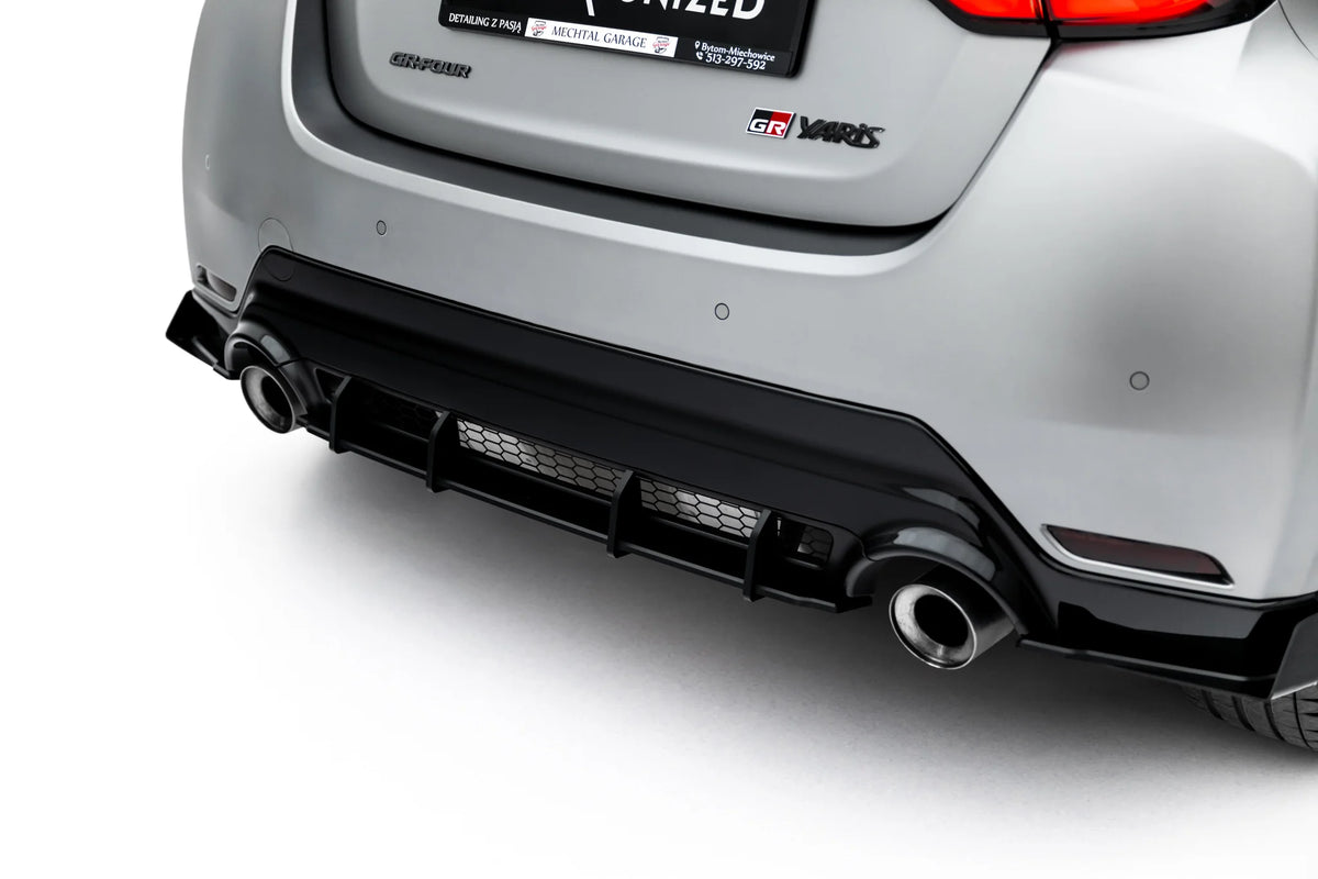 Maxton Design diffuser montert på bakpartiet av Toyota GR Yaris Mk4 Facelift