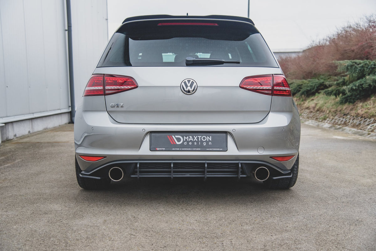Street Pro bakdiffuser V.2 for VW Golf 7 GTI sett bakfra