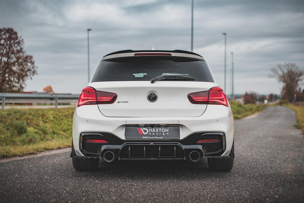 Maxton Street Pro bakdiffuser montert på støtfanger på BMW M140i