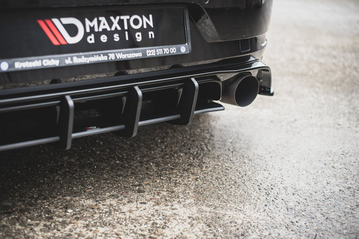 Diffuser VW Golf 7 GTI TCR med medfølgende monteringssett og beskyttelsesfolie