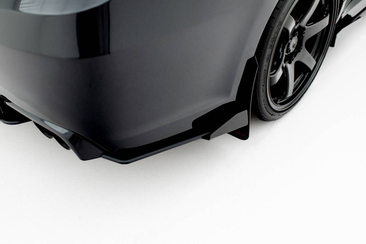 Bakre sidesplittere med flaps for Subaru Impreza WRX STI Facelift, sett ovenfra