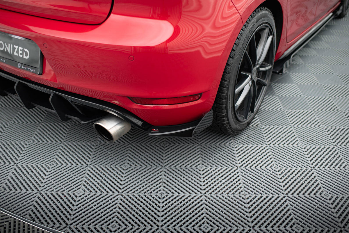 Street Pro bakre sidesplitter med flaps for VW Golf GTI MK6, sett ovenfra