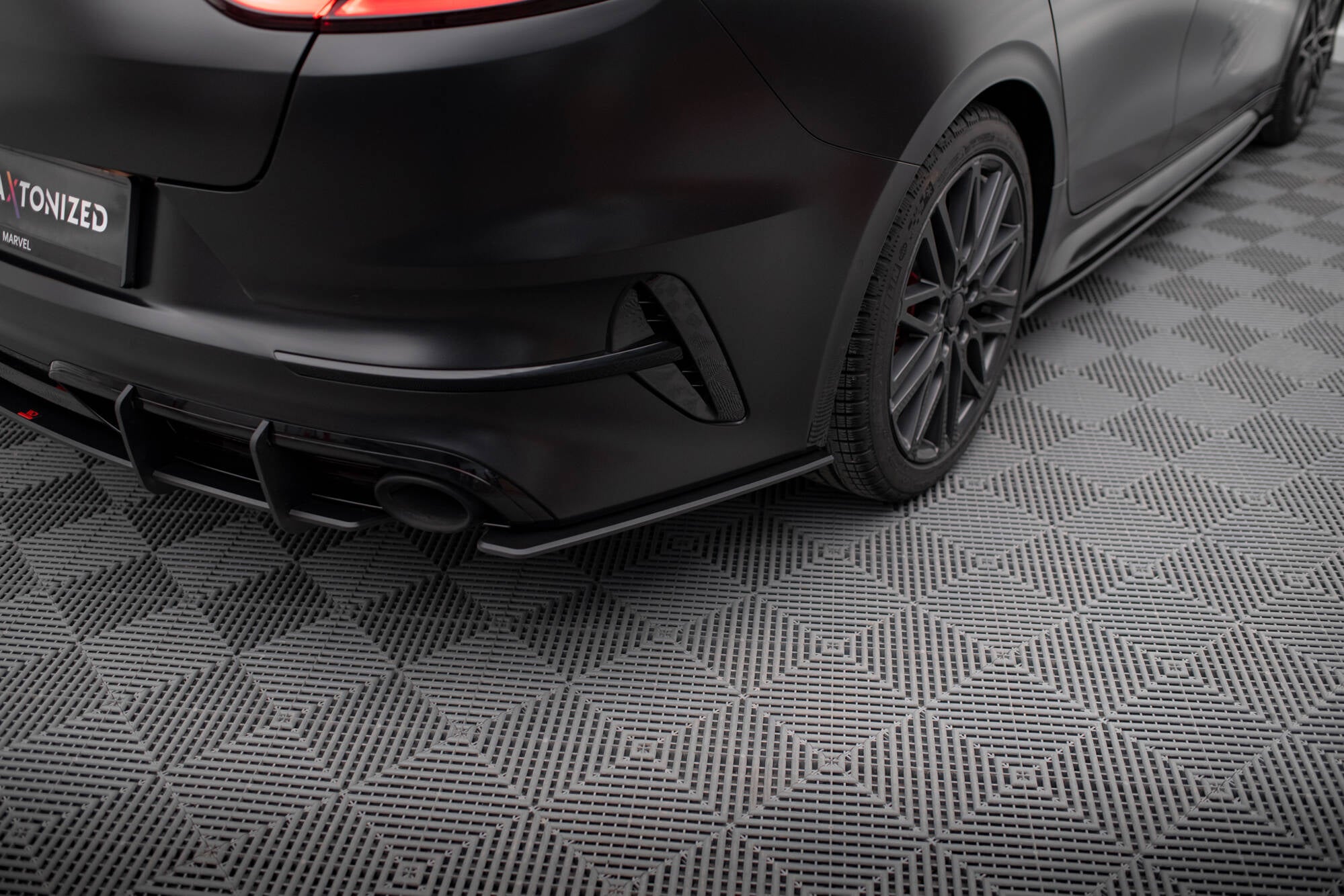 Sideflaps Bak Kia Proceed GT Facelift | Nomax
