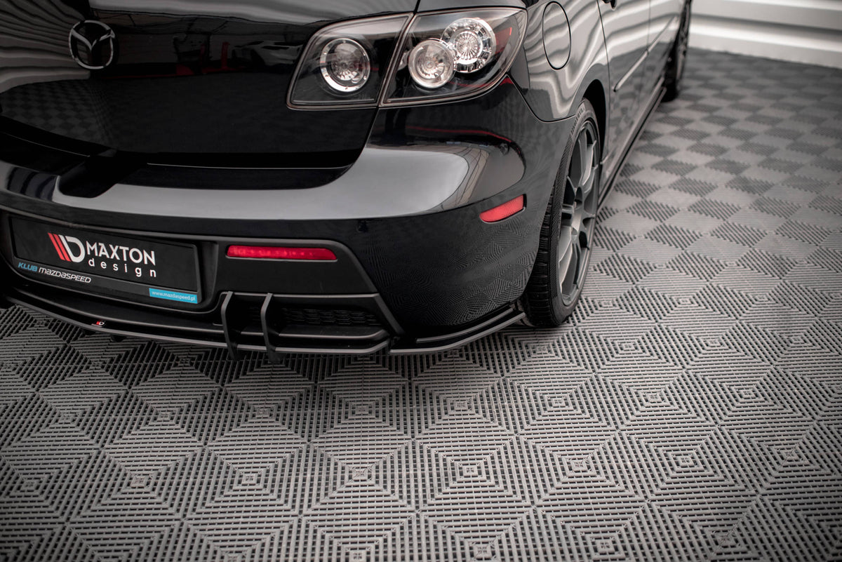 Street Pro bakre sideflaps til Mazda 3 MPS MK1, sett ovenfra med begge sider