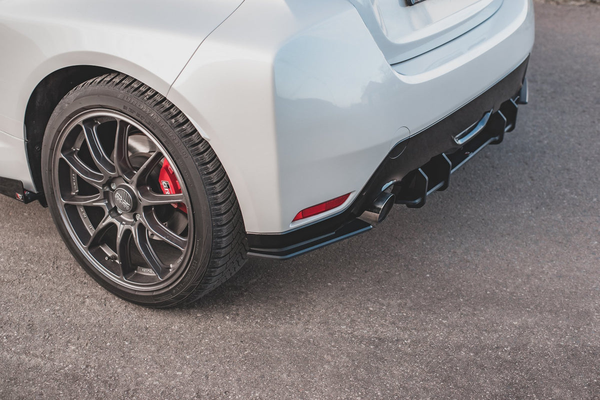 Sideflaps Bak Toyota Gr Yaris MK4 RS – hovedbilde