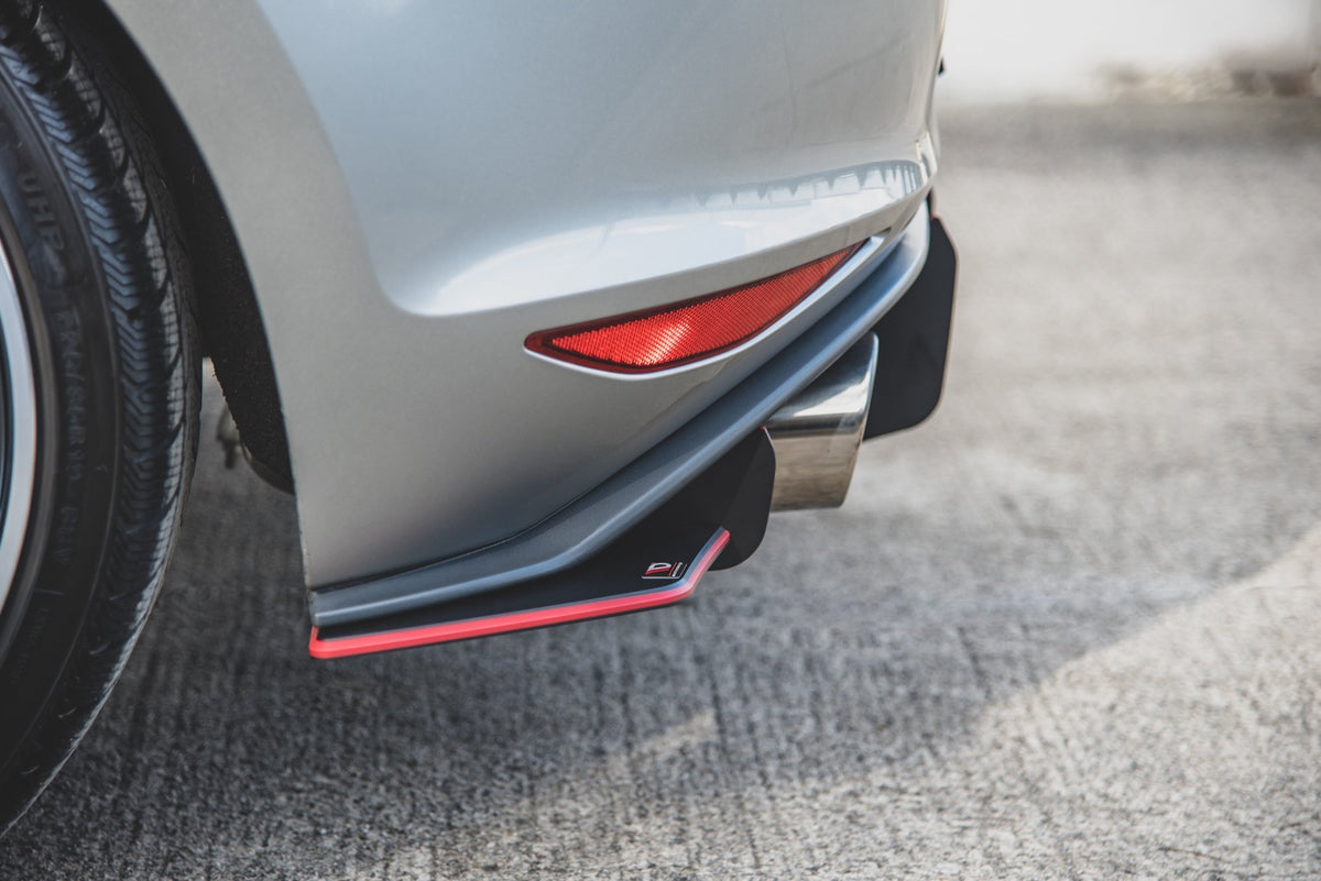 Sideflaps Bak Street Pro V.1 VW Golf 7 GTI - VWGO7GTICNC-RSD1B