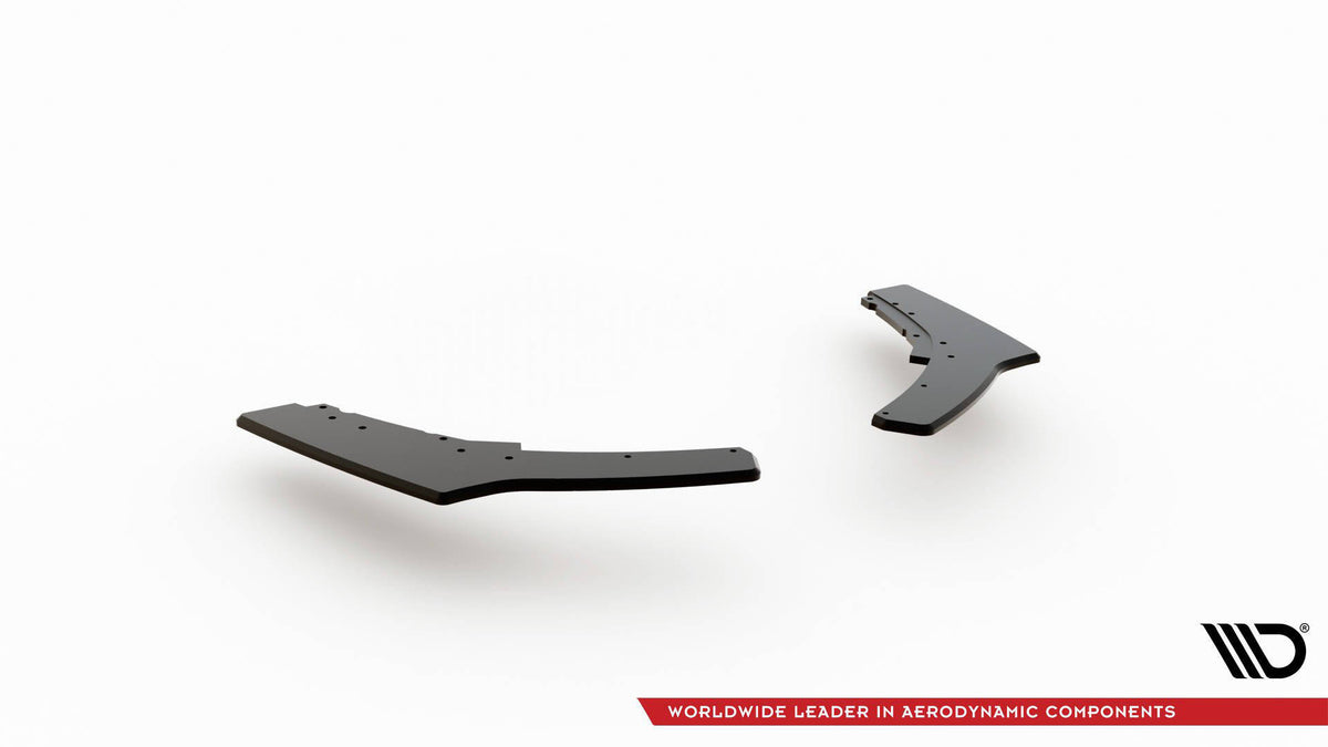 Par med sideflaps bak til BMW 1 F20 M140I V.2 vist umontert mot nøytral bakgrunn