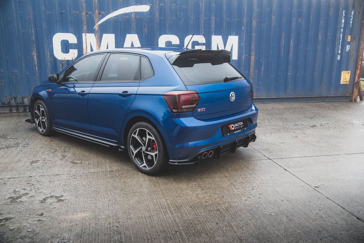 Nærbilde av diffuser til Polo GTI Mk6 med rød kjerne