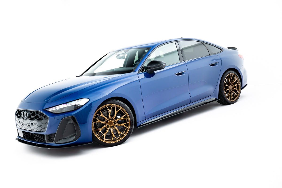 Detaljbilde av kant og finish på sideskjørt diffuser til Audi A5 B10