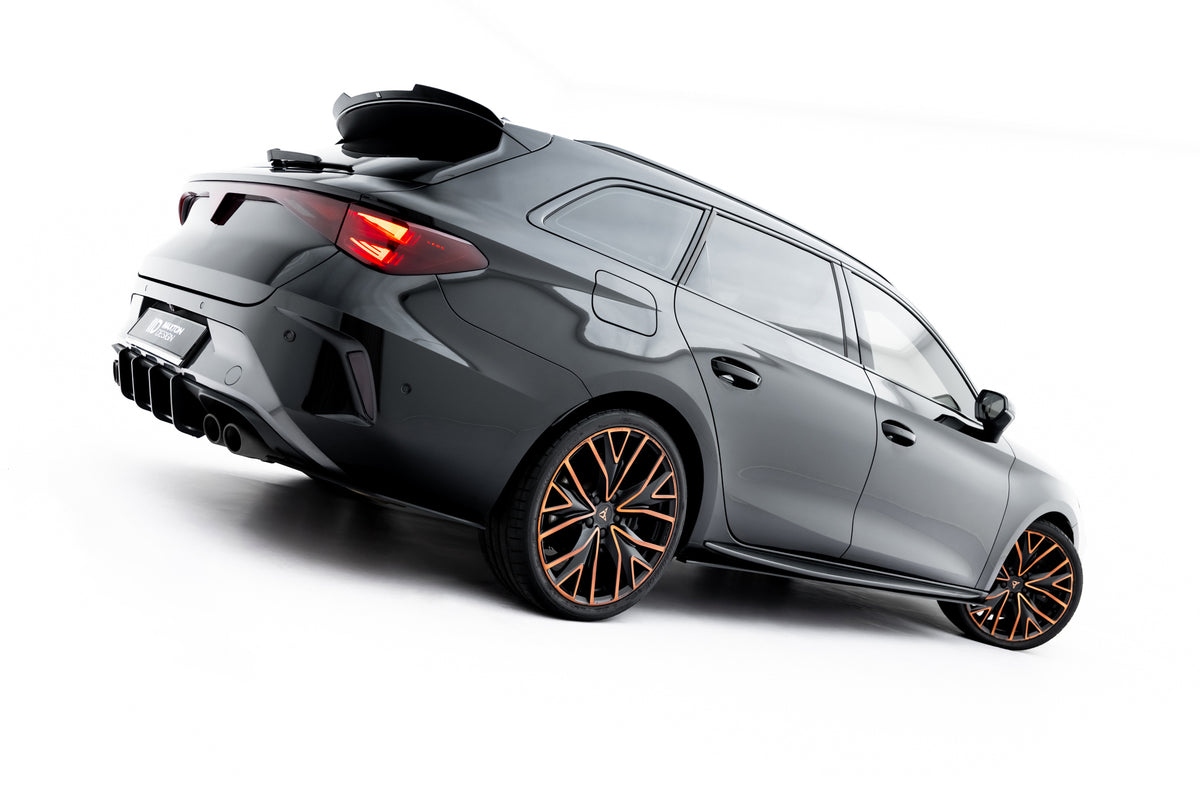 Sideskjørt diffusers til Cupra Leon Aero Mk1 i matt sort ABS-plast