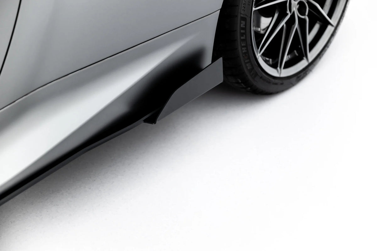 Maxton Design sideskjørt diffusers montert på Toyota GR Yaris Mk4 Facelift