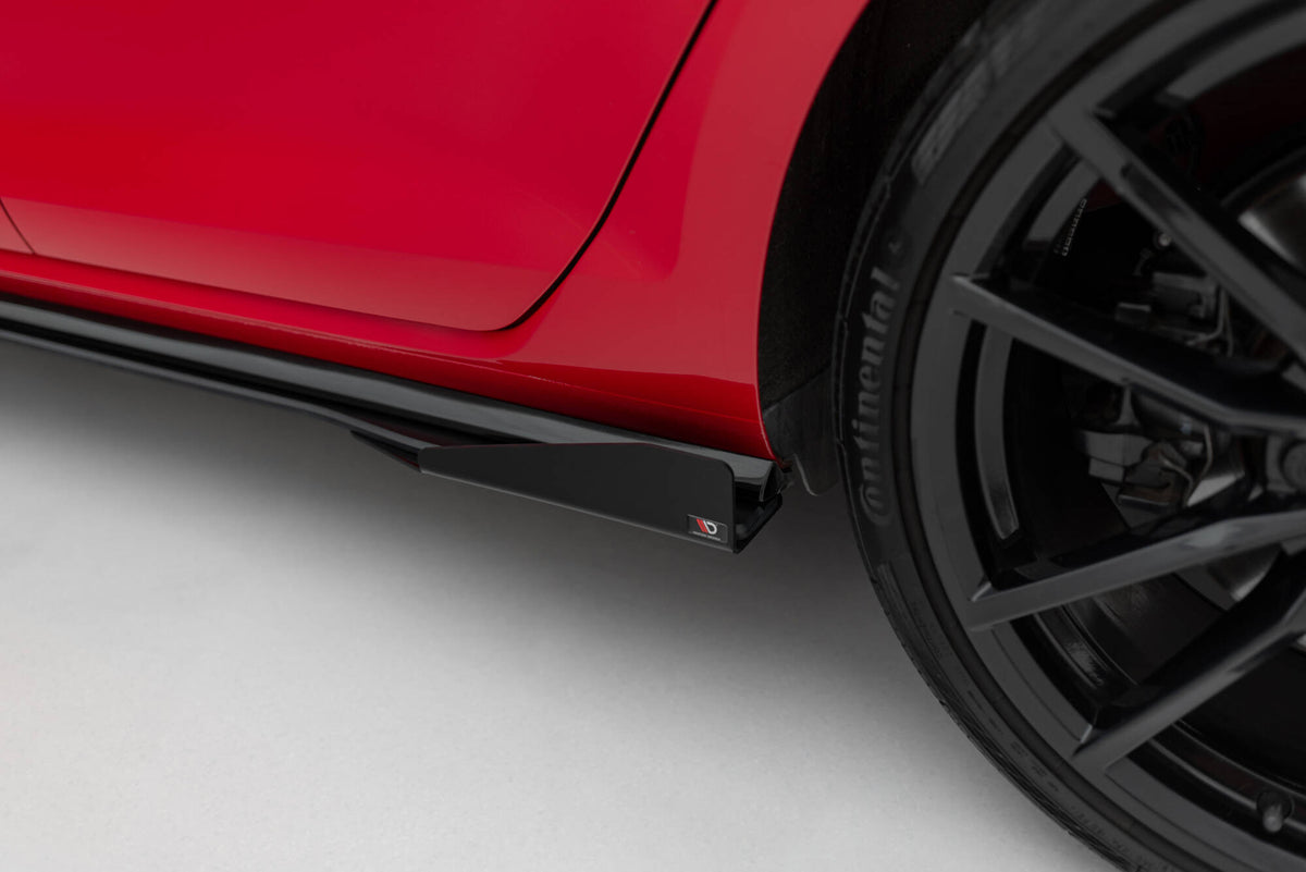 VW Golf R MK7 Facelift med Street Pro sideskjørt sett fra siden