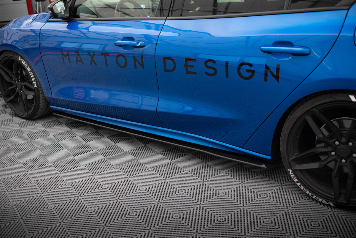 Street Pro Sideskjørt Diffusorer Ford Focus ST / ST-Line MK4 - FOFO4STCNC-SD1B