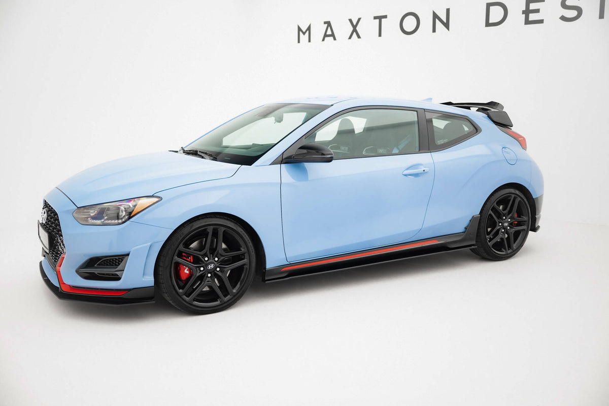Sideskjørt-diffuser montert på Hyundai Veloster N MK2 sett fra siden