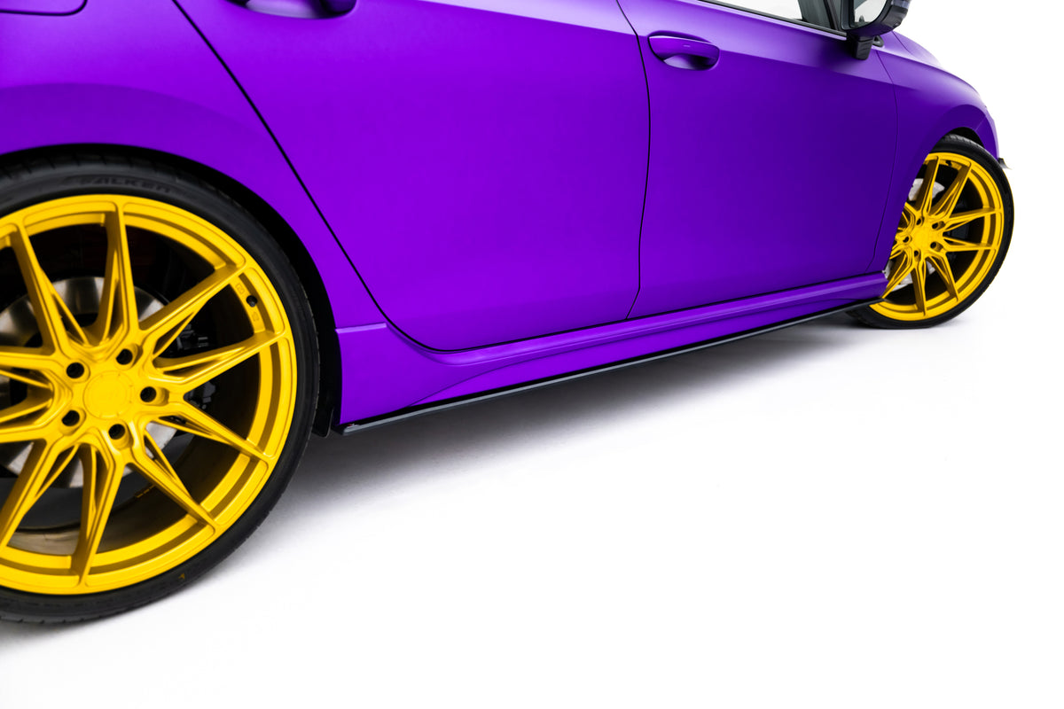 Maxton Design sideskjørt diffusers for VW Golf R Mk8 med monteringssett