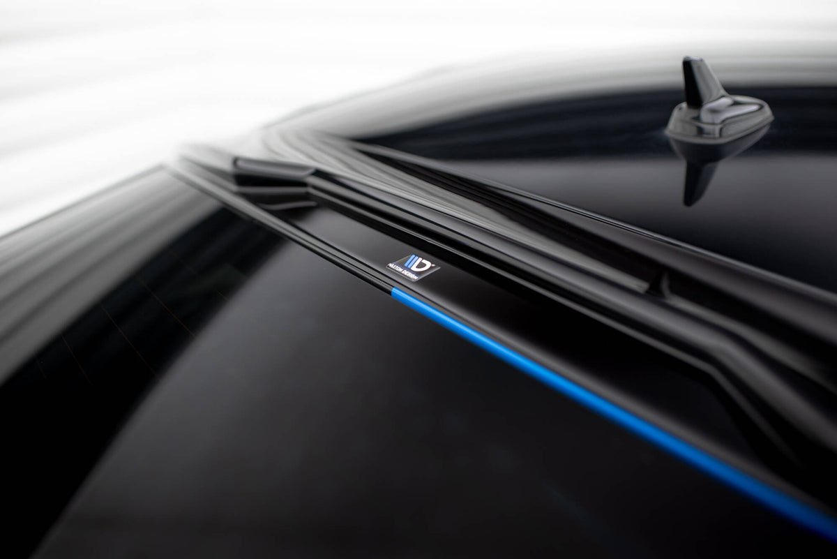 Hekkprofil med spoiler på Audi TT S 8S Facelift vist fra siden