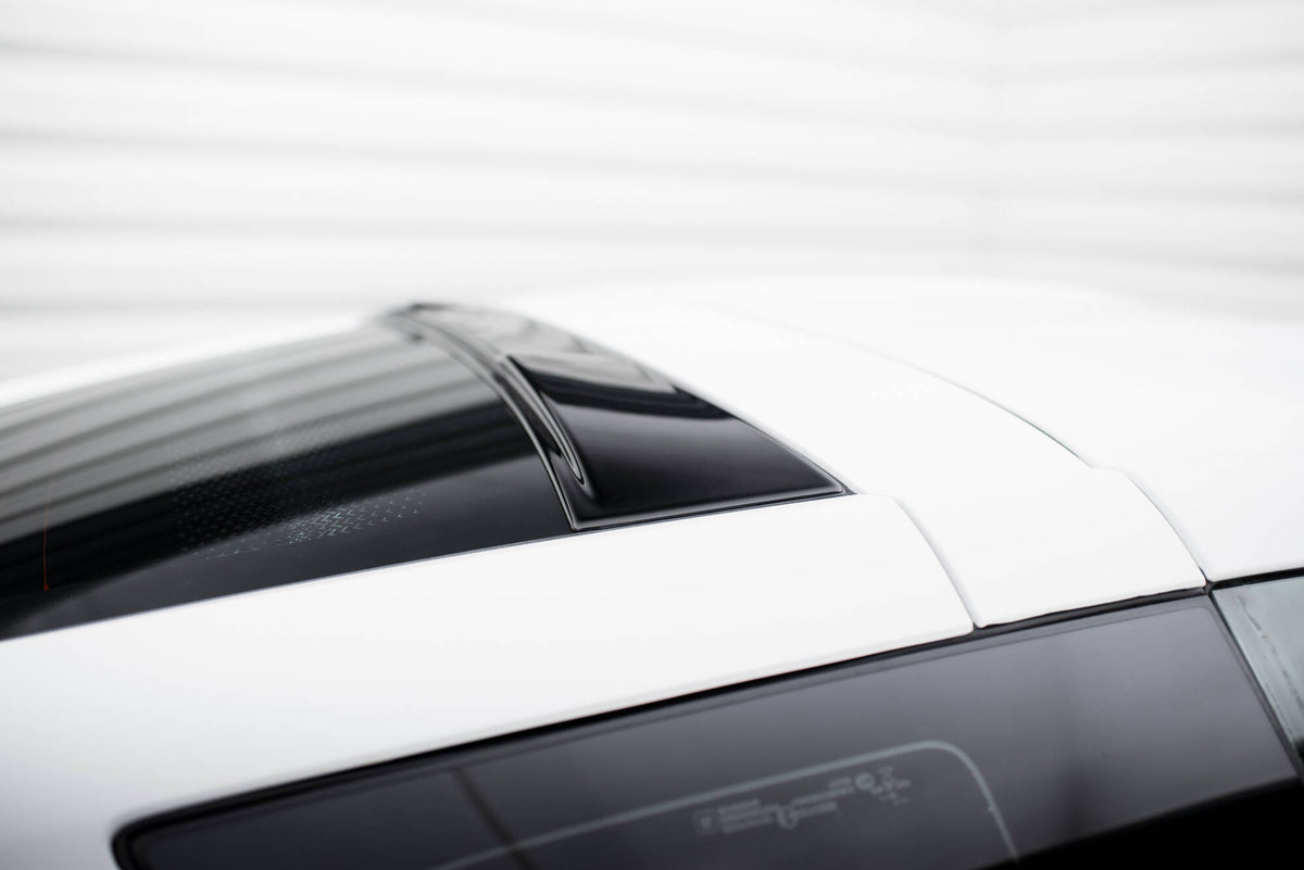 Spoiler til Corvette Z06 C7 vist fra siden i strukturert svart