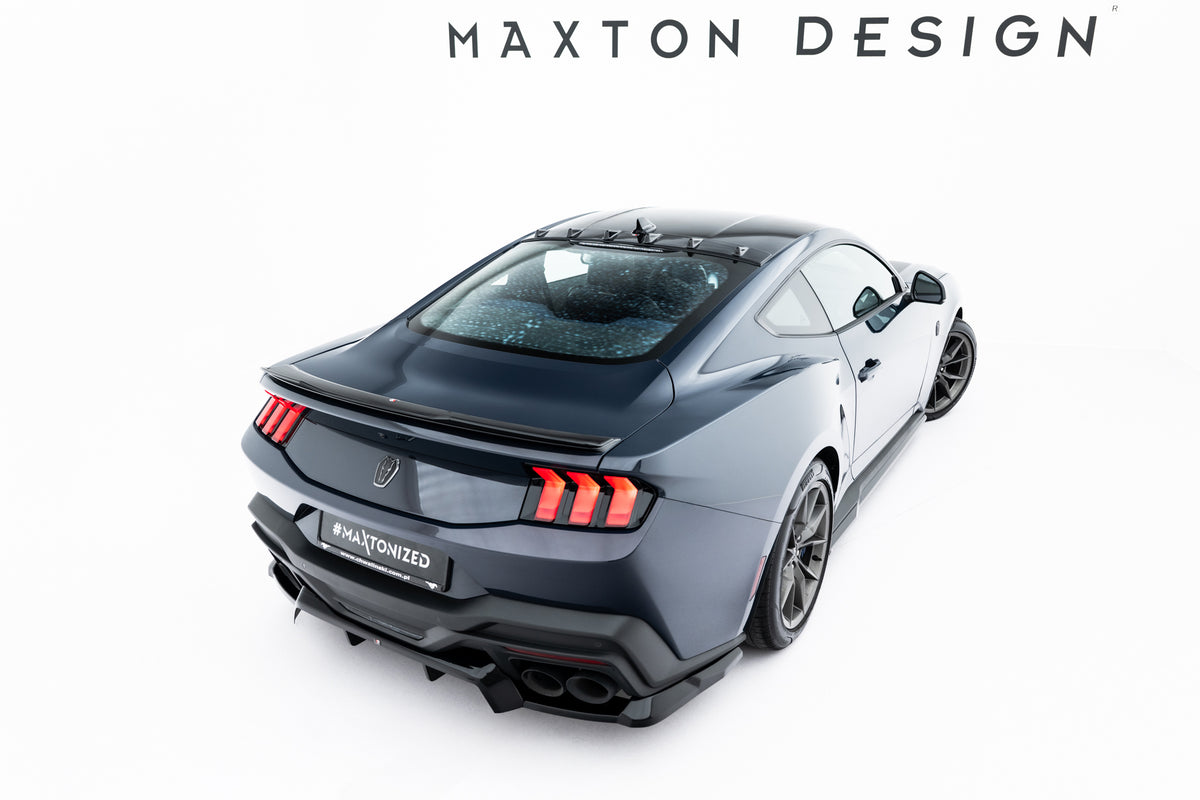 Gloss Black-finish på bakrutespoiler til Ford Mustang Dark Horse Mk7