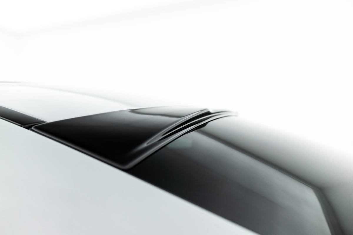 Bakrutespoiler i ABS-plast til Mercedes-AMG CLE 53 C236 sett fra siden