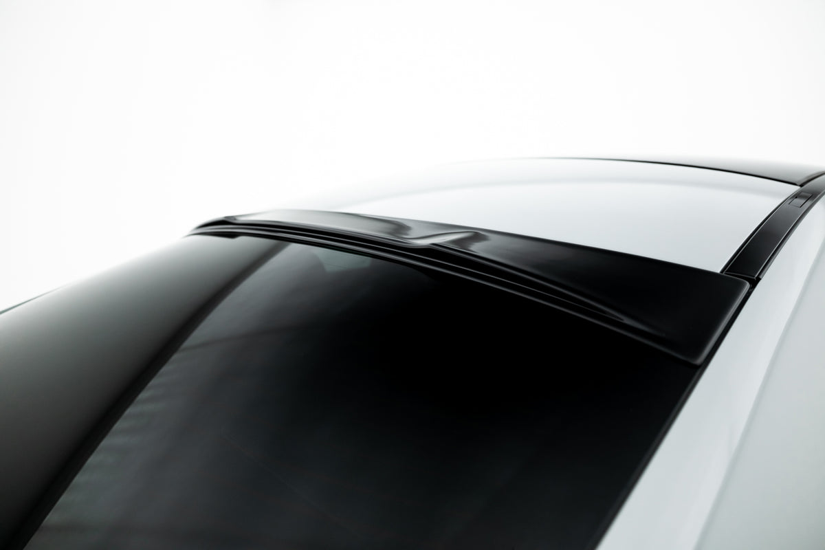 Bakrutespoiler i blank sort ABS til Mercedes-AMG CLE 53 C236, sett bakfra